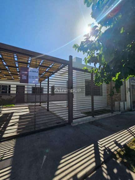Casa en Alquiler en Guaymallen, Mendoza