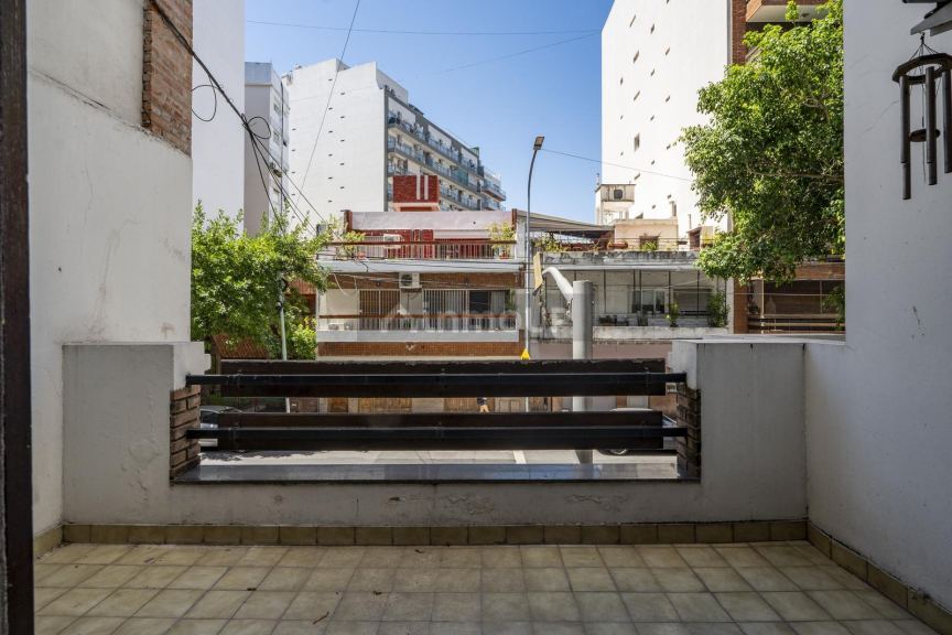P H en Venta en Parque Centenario, Capital Federal