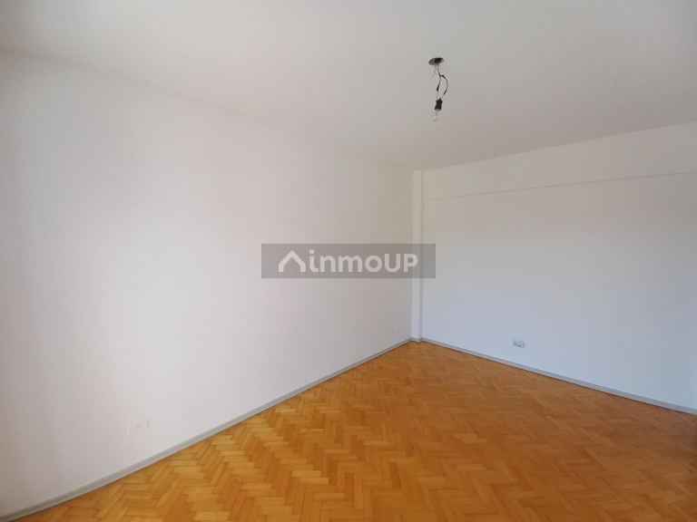 Departamento en Alquiler en Almagro, Capital Federal