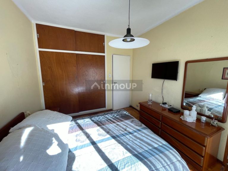 P H en Venta en Monte Castro, Capital Federal