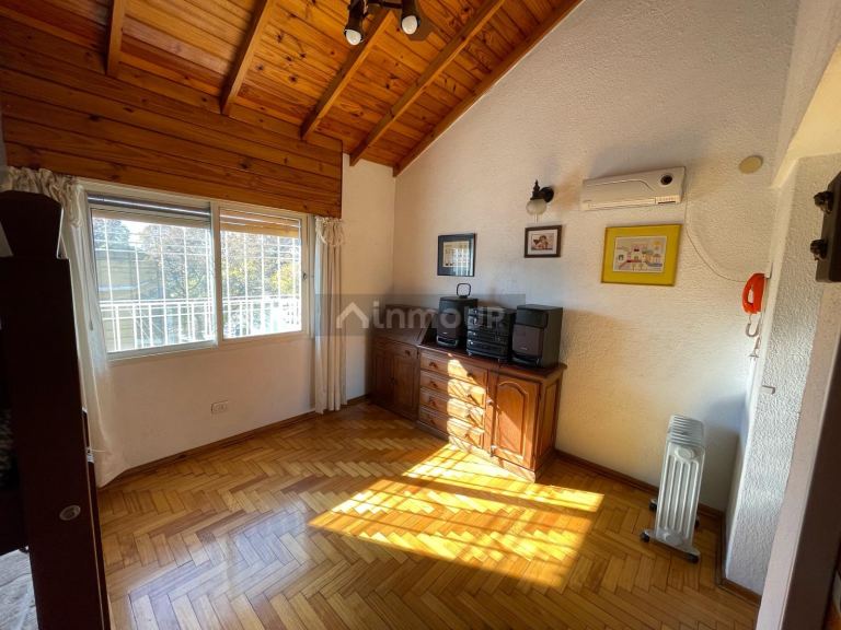 P H en Venta en Monte Castro, Capital Federal