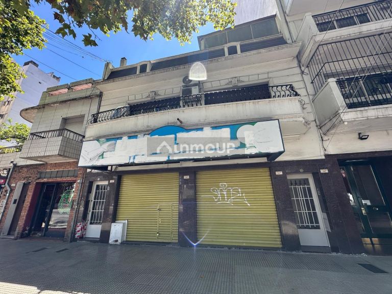 Local Comercial en Alquiler en Parque Chas, Capital Federal