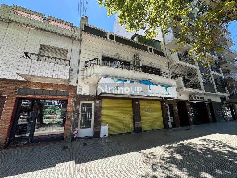 Local Comercial en Alquiler en Parque Chas, Capital Federal