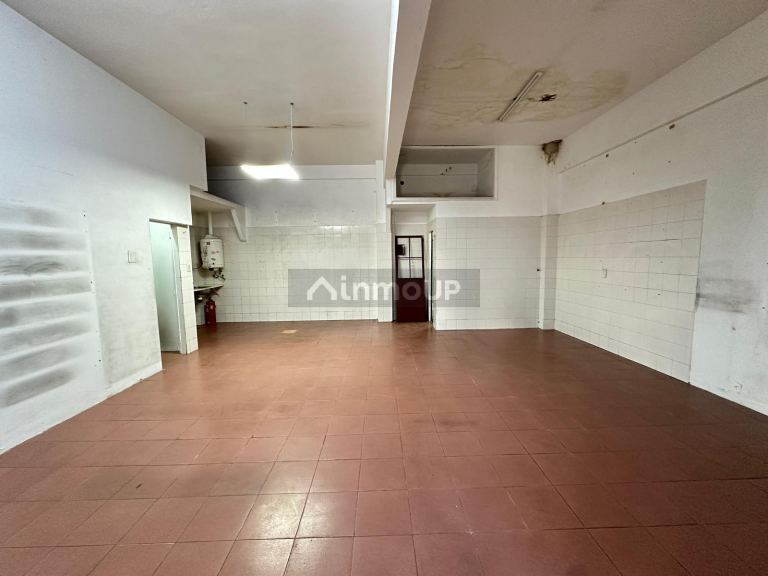 Local Comercial en Alquiler en Parque Chas, Capital Federal