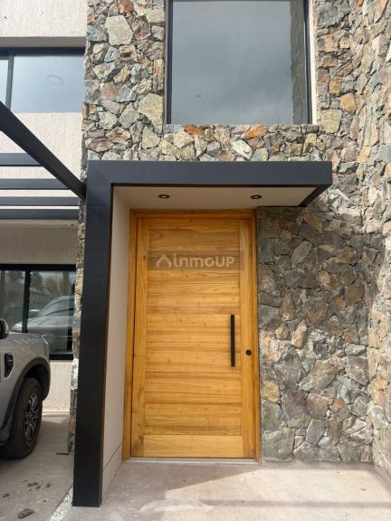 Casa en Venta en Maipu, Mendoza