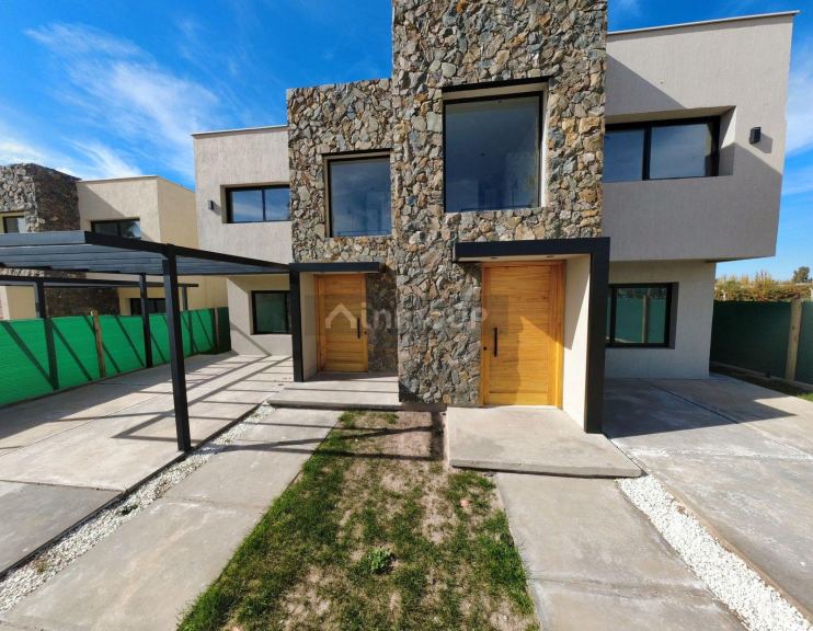 Casa en Venta en Maipu, Mendoza