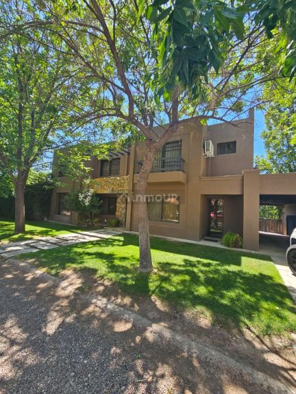 Casa en Venta en Lujan de Cuyo, Mendoza