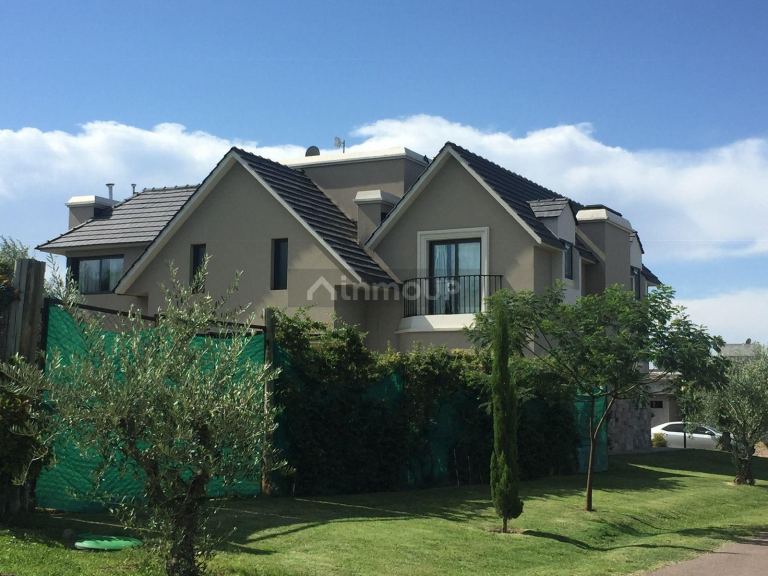 Casa en Alquiler en Lujan de Cuyo, Mendoza
