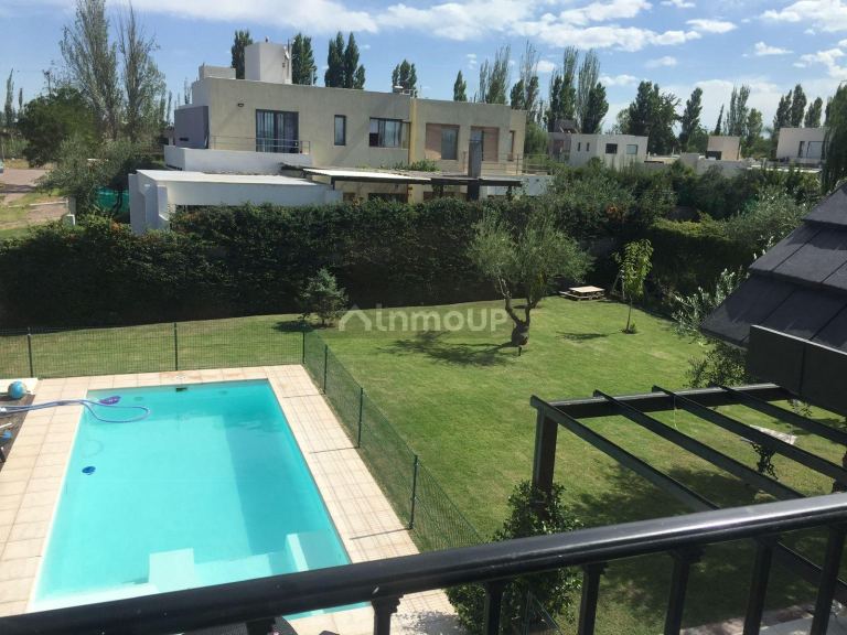 Casa en Alquiler en Lujan de Cuyo, Mendoza
