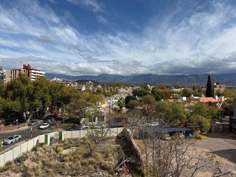 Departamento en Venta en Capital, Mendoza