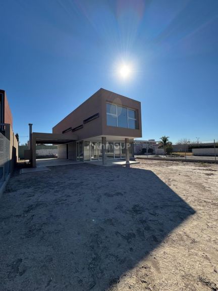 Casa en Alquiler en Rivadavia, San Juan