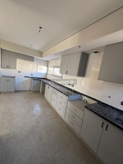 Casa en Alquiler en Rivadavia, San Juan