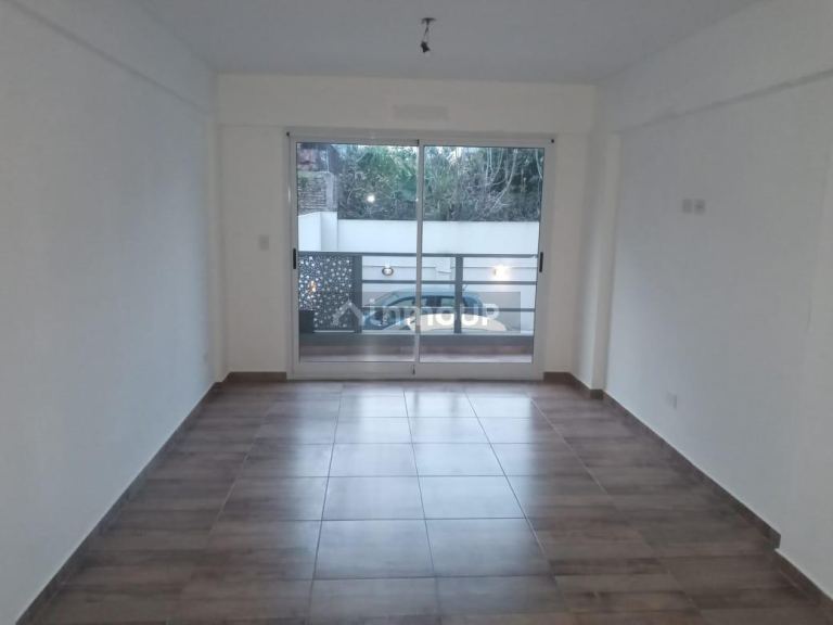 Departamento en Venta en Moron, G.B.A. Zona Oeste