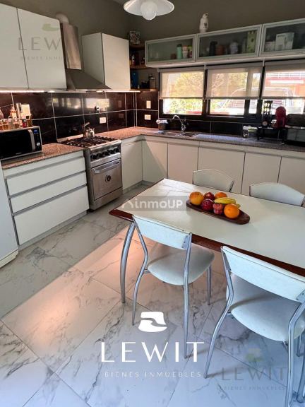 Casa en Venta en Neuquen, Neuquen