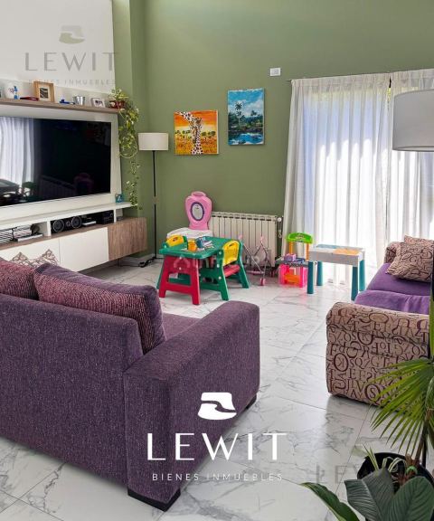 Casa en Venta en Neuquen, Neuquen