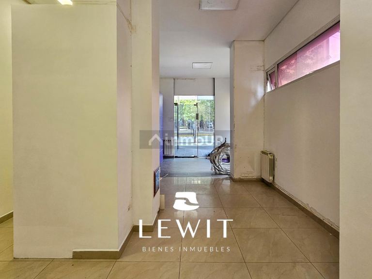 Local Comercial en Alquiler en Neuquen, Neuquen