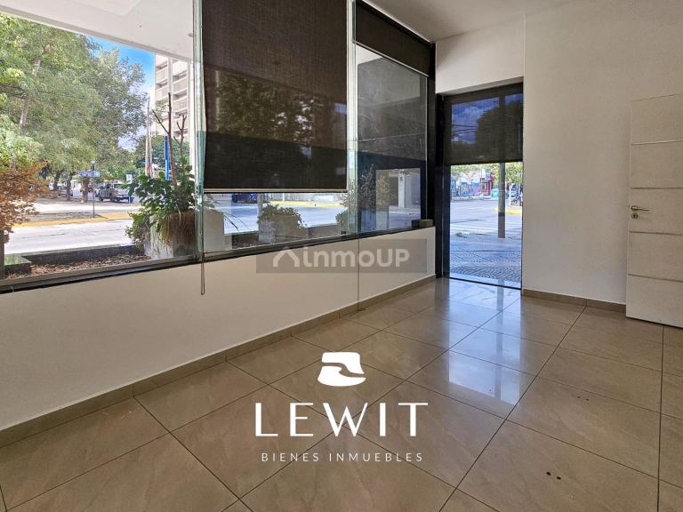 Local Comercial en Alquiler en Neuquen, Neuquen