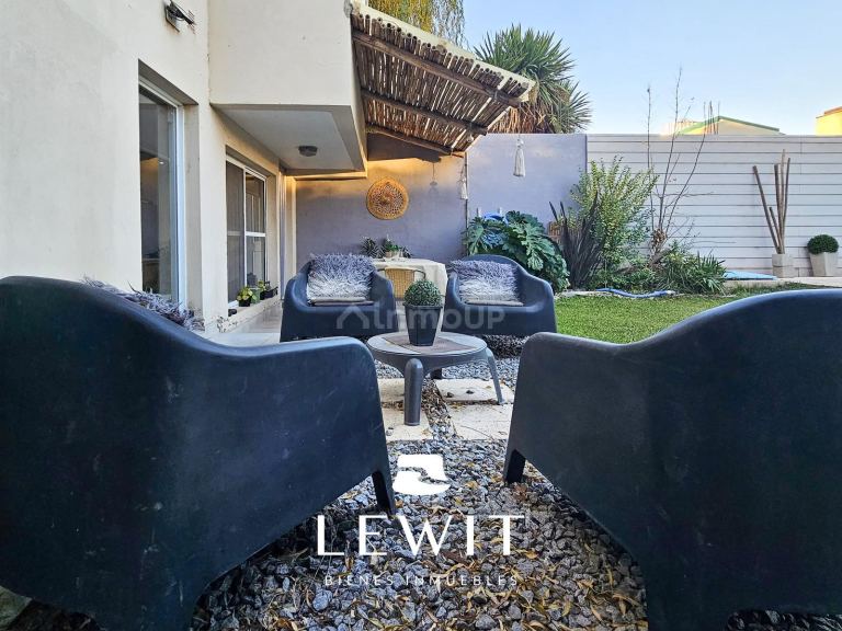 Casa en Venta en Neuquen, Neuquen