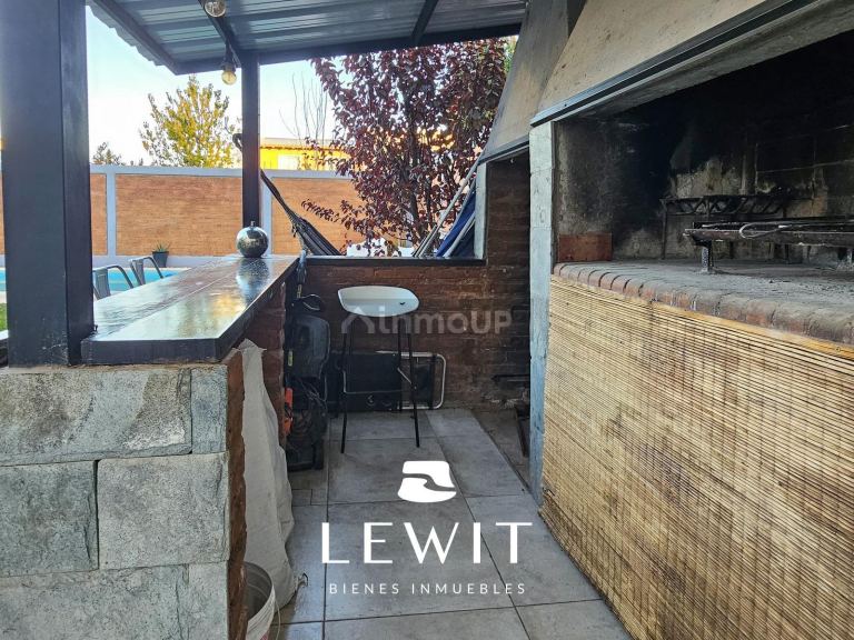 Casa en Venta en Neuquen, Neuquen