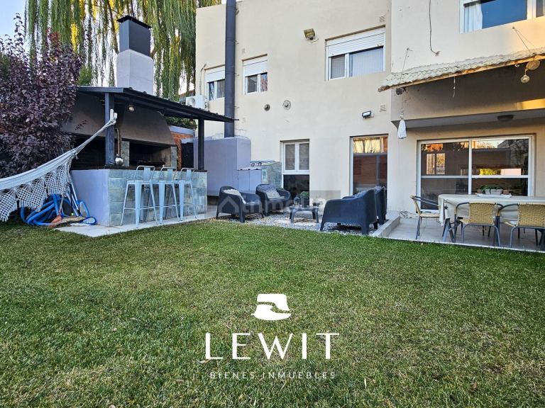 Casa en Venta en Neuquen, Neuquen