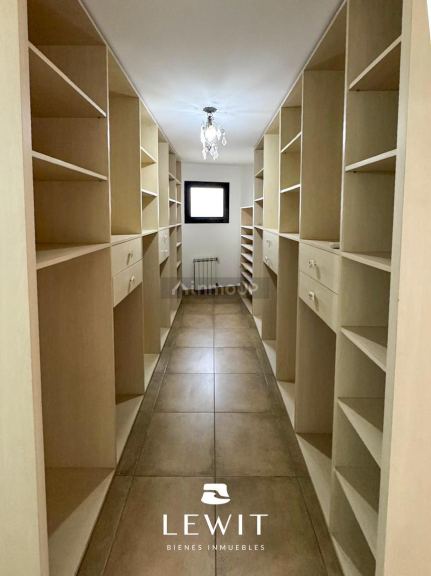 Casa en Venta en Neuquen, Neuquen