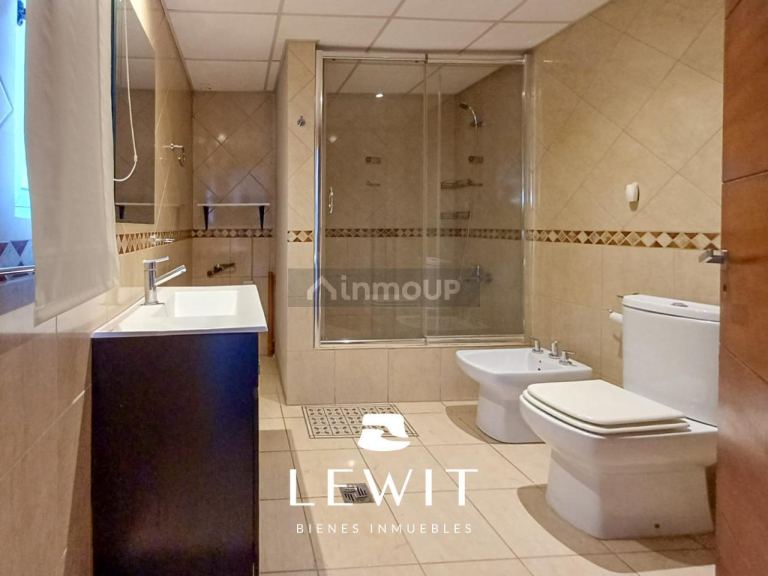 Casa en Venta en Neuquen, Neuquen
