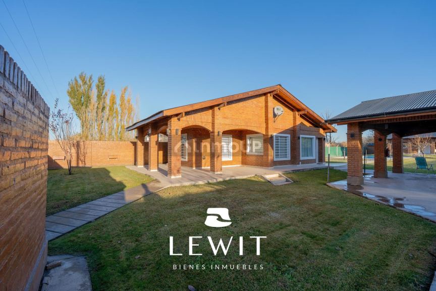 Casa en Venta en Confluencia, Neuquen