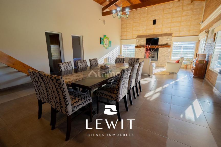 Casa en Venta en Confluencia, Neuquen