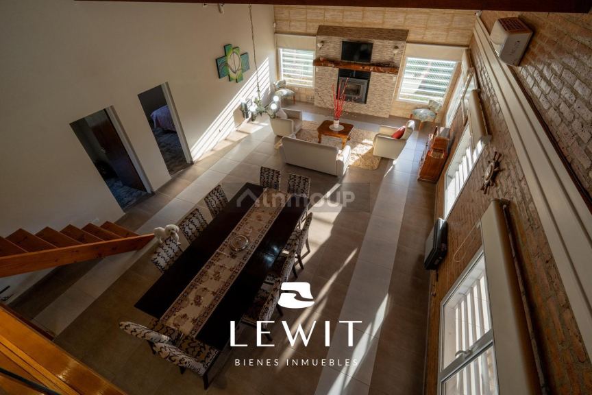 Casa en Venta en Confluencia, Neuquen