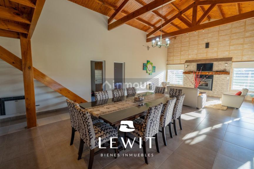 Casa en Venta en Confluencia, Neuquen