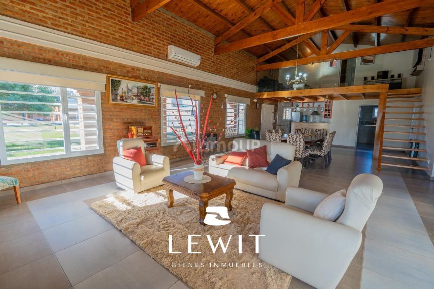 Casa en Venta en Confluencia, Neuquen