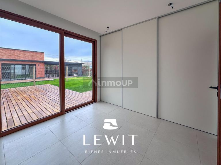 Casa en Venta en Neuquen, Neuquen