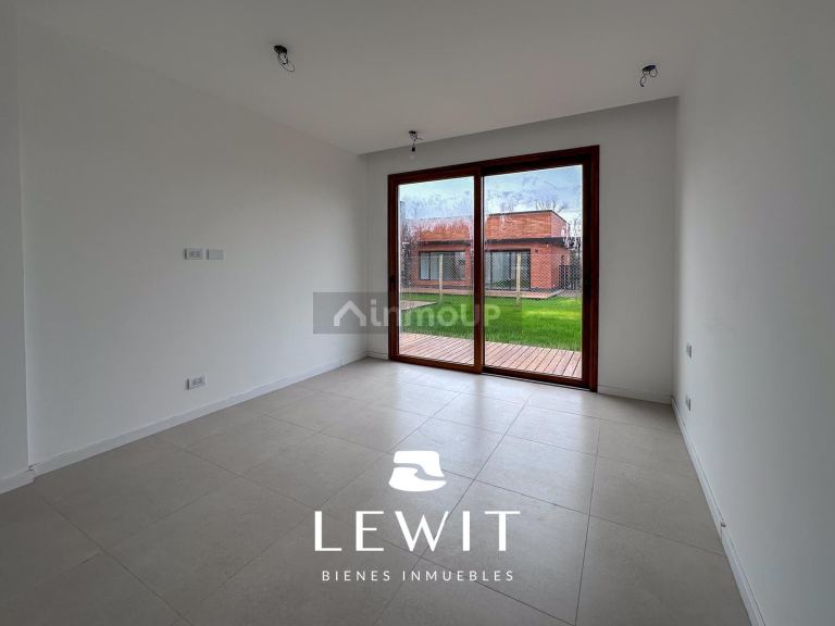 Casa en Venta en Neuquen, Neuquen