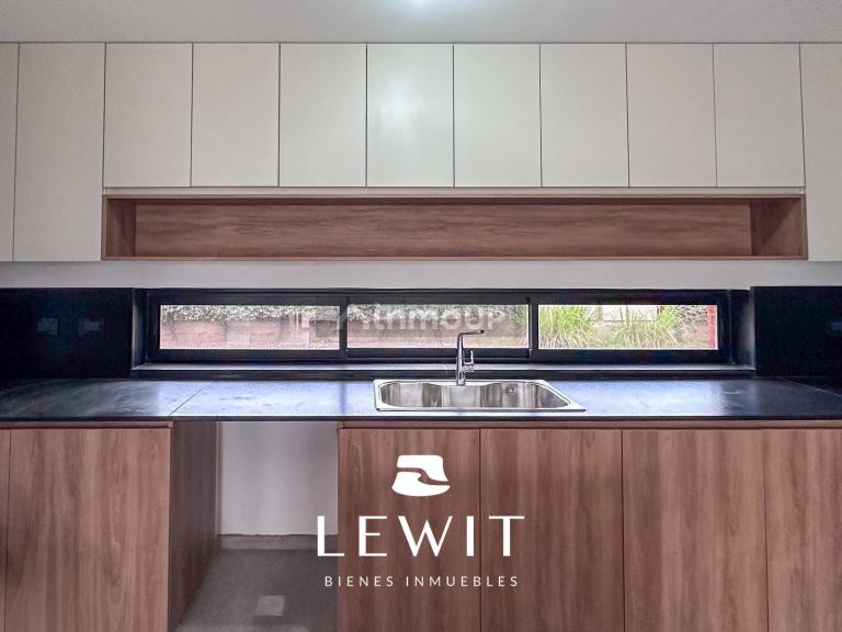 Casa en Venta en Neuquen, Neuquen