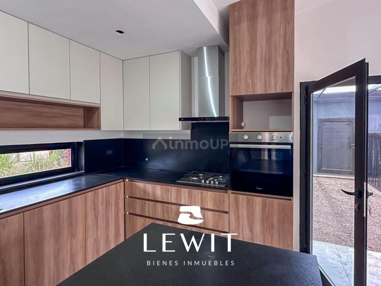 Casa en Venta en Neuquen, Neuquen