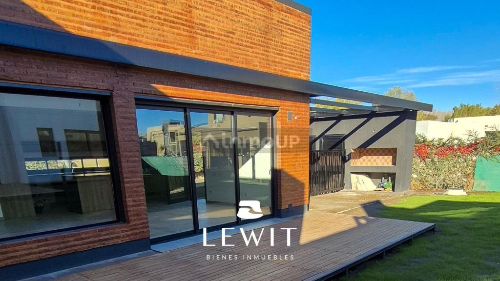 Casa en Venta en Neuquen, Neuquen