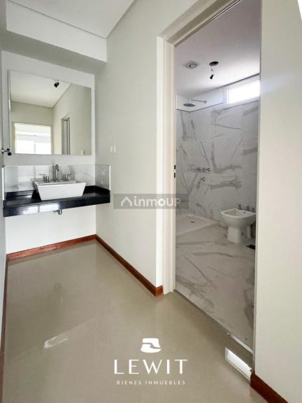 Departamento en Alquiler en Neuquen, Neuquen