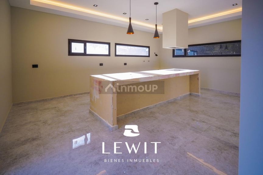 Casa en Venta en Neuquen, Neuquen