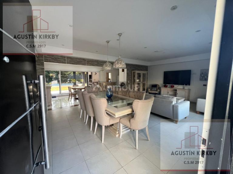 Casa en Venta en Exaltacion de la Cruz, G.B.A. Zona Norte