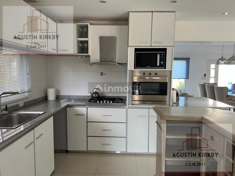 Casa en Venta en Exaltacion de la Cruz, G.B.A. Zona Norte