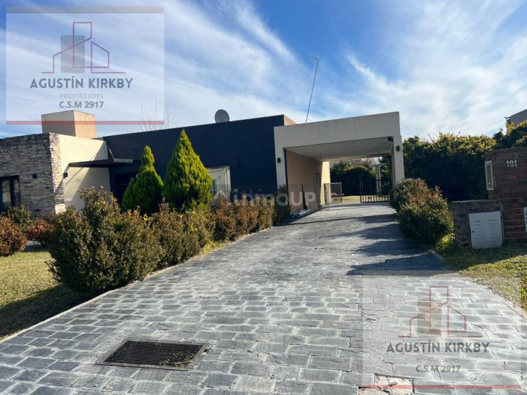 Casa en Venta en Exaltacion de la Cruz, G.B.A. Zona Norte