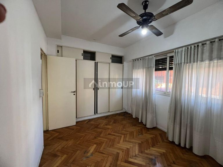 Departamento en Venta en La Paternal, Capital Federal