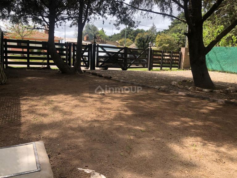 Casa en Venta en Capitán Sarmiento, Buenos Aires Interior
