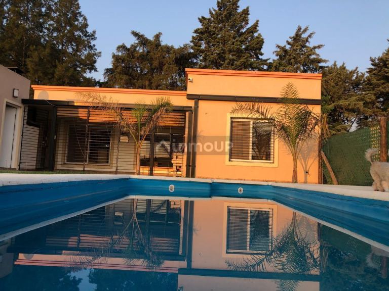 Casa en Venta en Capitán Sarmiento, Buenos Aires Interior