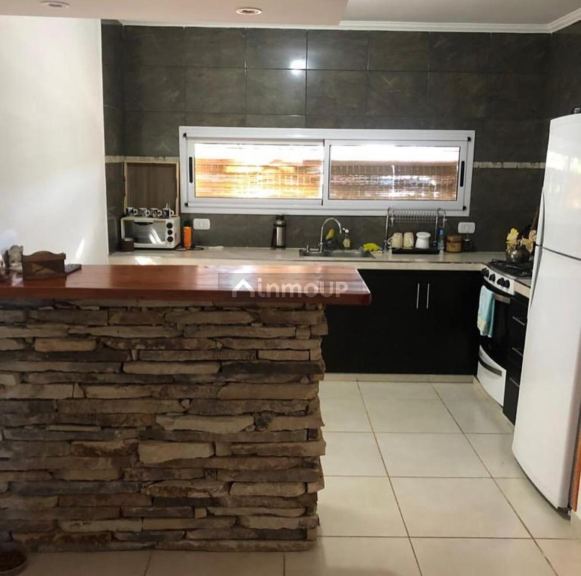 Casa en Venta en Capitán Sarmiento, Buenos Aires Interior