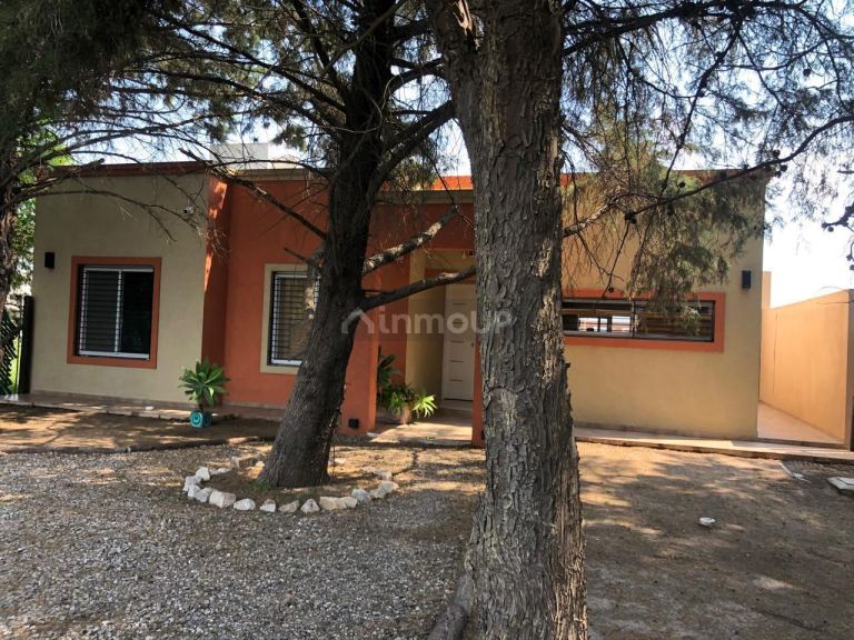 Casa en Venta en Capitán Sarmiento, Buenos Aires Interior