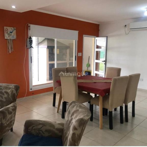 Casa en Venta en Capitán Sarmiento, Buenos Aires Interior