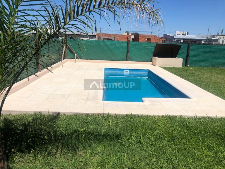 Casa en Venta en Capitán Sarmiento, Buenos Aires Interior