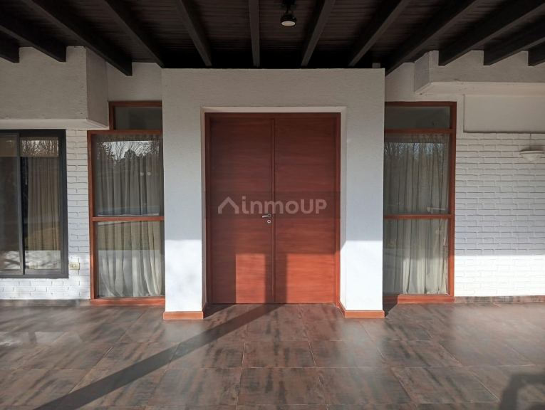 Casa en Alquiler en Lujan de Cuyo, Mendoza