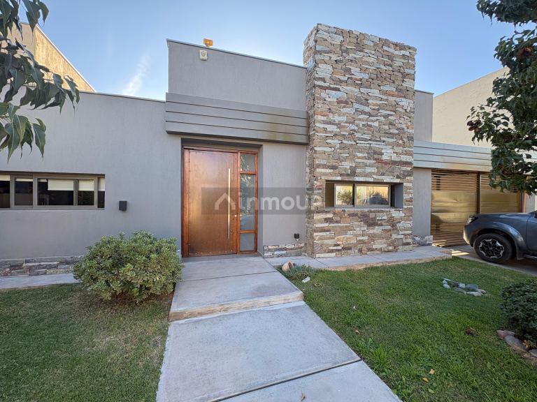 Casa en Venta en Maipu, Mendoza